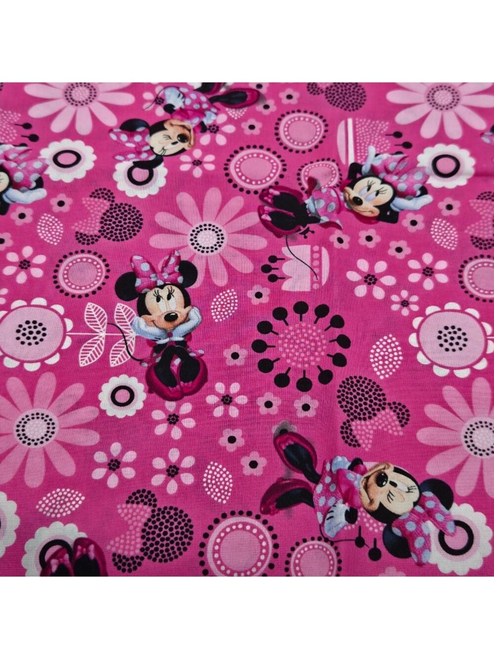 Disney Minnie Mouse Pink Floral Cotton Fabric Springs Creative 1/3 Yard